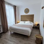 Le Relais Du Valois, Centre