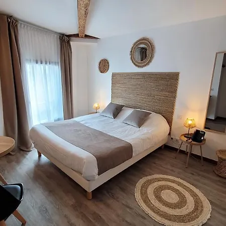 Le Relais Du Valois, Centre Κονιάκ