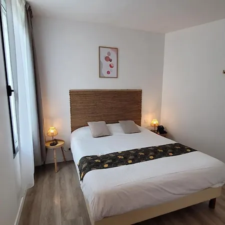 Le Relais Du Valois, Centre