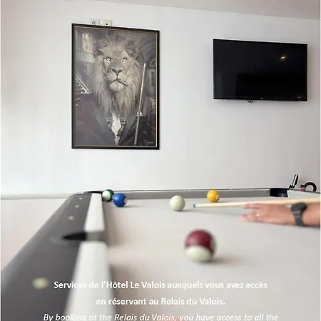 Le Relais Du Valois Centre Hotel *