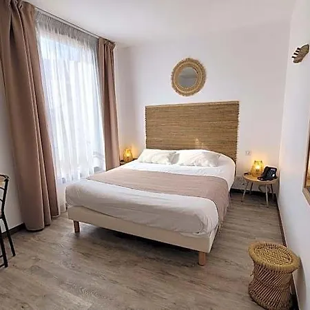 Le Relais Du Valois, Centre * Κονιάκ