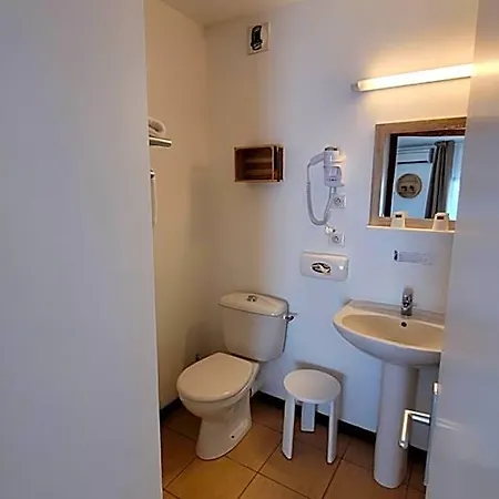 Le Relais Du Valois, Centre Κονιάκ